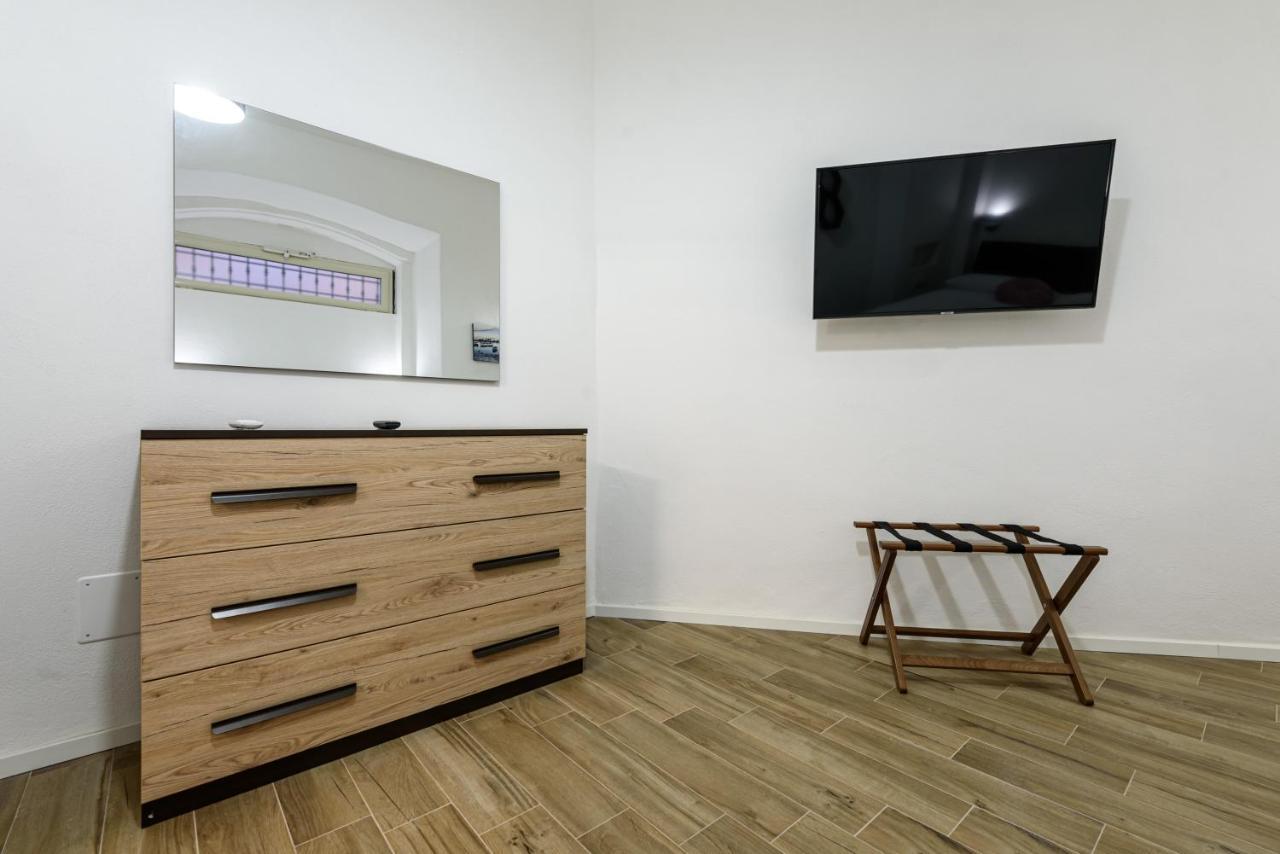 Appartement Il Cuore Di Napoli. Little Sweet Home. *