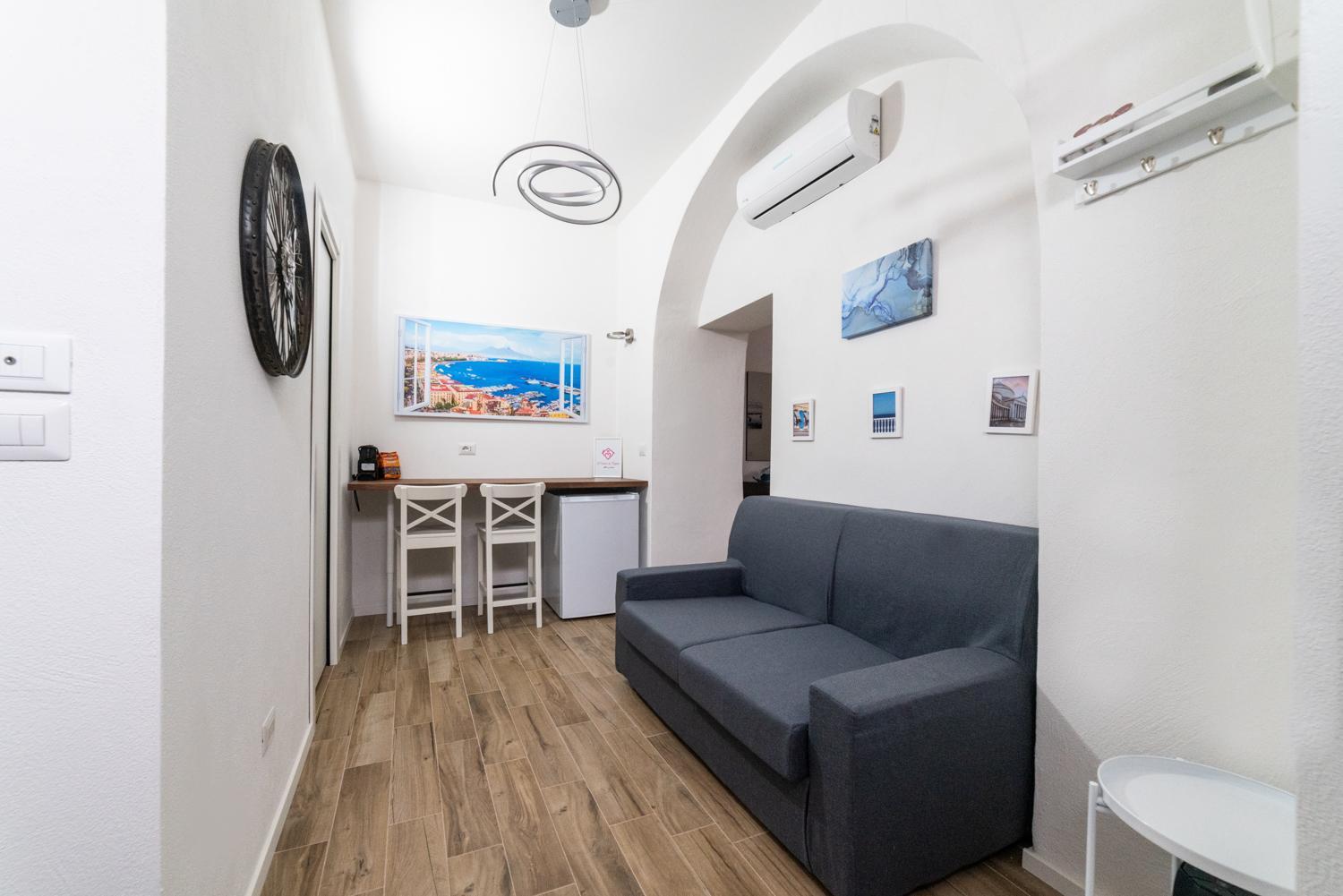 Il Cuore Di Napoli. Little Sweet Home. *